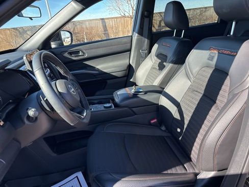 Used 2024 Nissan Pathfinder Rock Creek image 10