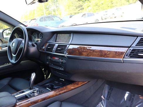 Used 2013 BMW X5 xDrive50i image 22
