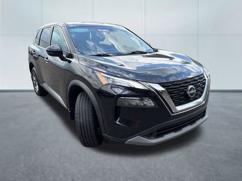 Used 2022 Nissan Rogue S AWD/4WD image 5