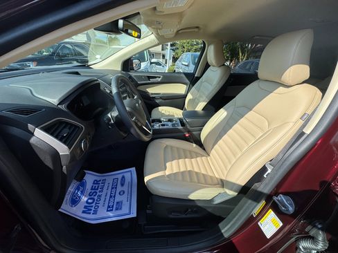 Used 2024 Ford Edge SEL image 10