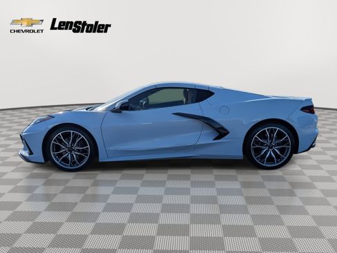 Used 2023 Chevrolet Corvette Stingray Preferred Cpe w/ 2LT image 2