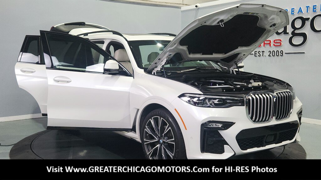 Used 2021 BMW X7 xDrive40i w/ M Sport Package AWD/4WD image 15
