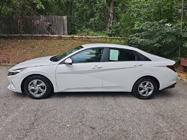 Used 2023 Hyundai Elantra SE FWD image 5