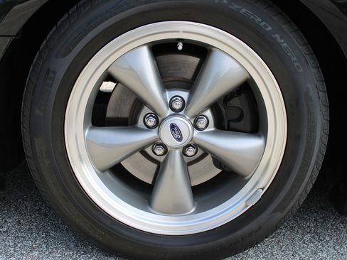Used 2006 Ford Mustang GT RWD image 36