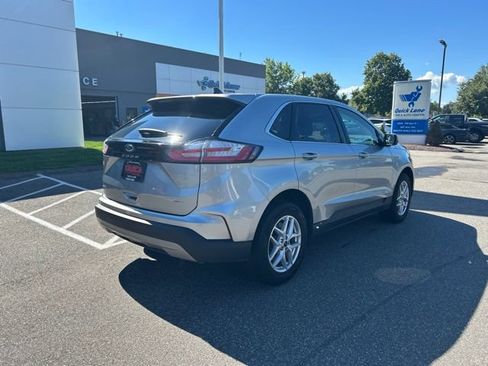 Used 2024 Ford Edge SEL AWD/4WD image 7