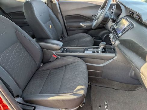 Used 2023 Nissan Kicks SV FWD image 28
