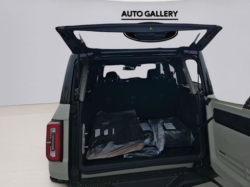 New 2026 Ford Bronco Badlands AWD/4WD image 16