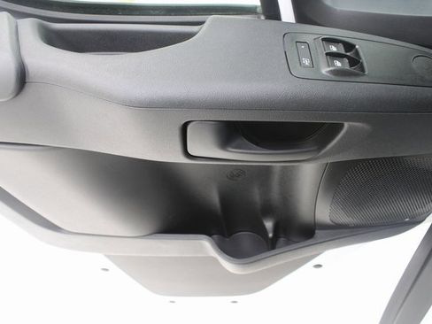 Used 2025 RAM ProMaster 2500 w/ Storage Group image 13