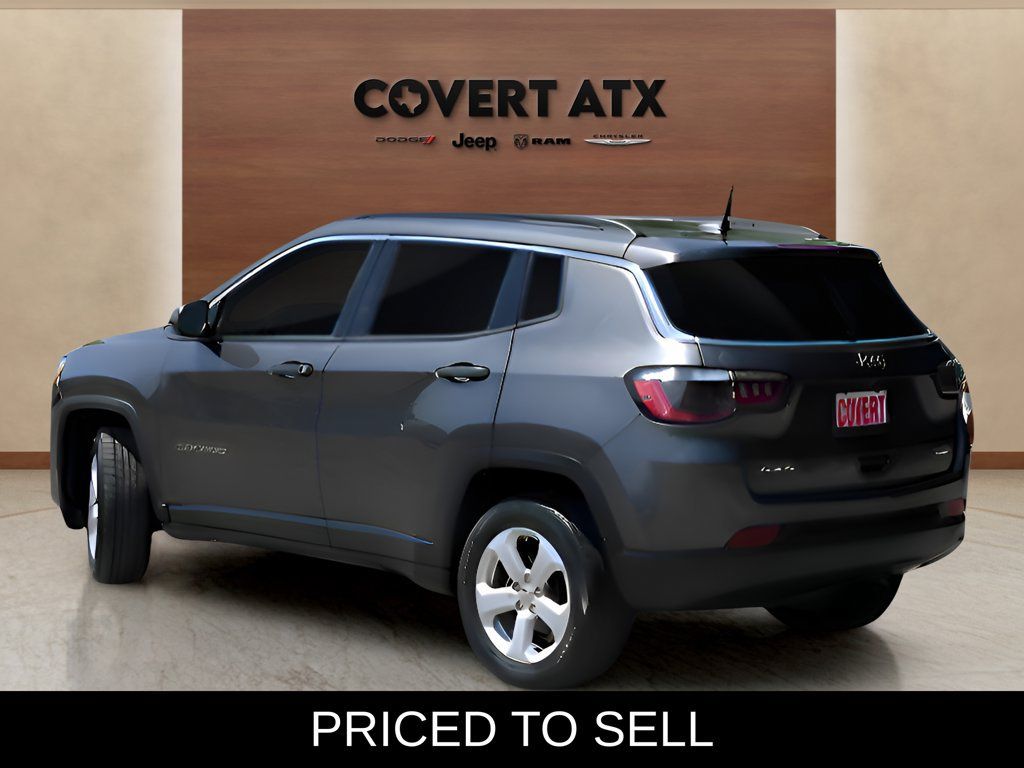Used 2021 Jeep Compass Latitude w/ Driver Assistance Group AWD/4WD image 3