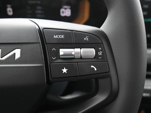Certified 2026 Kia K4 FWD image 24