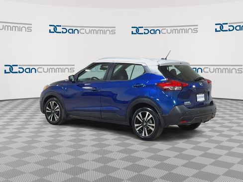 Used 2020 Nissan Kicks SV FWD image 7
