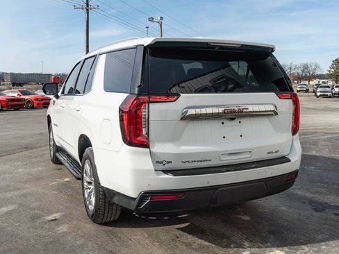 Used 2024 GMC Yukon SLE w/ Max Trailering Package image 2