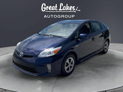 Used 2015 Toyota Prius Four FWD image 1