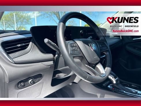 Used 2025 Buick Encore GX Preferred AWD/4WD image 15