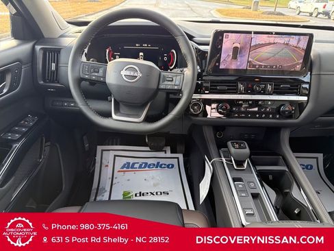 New 2026 Nissan Pathfinder Platinum image 34