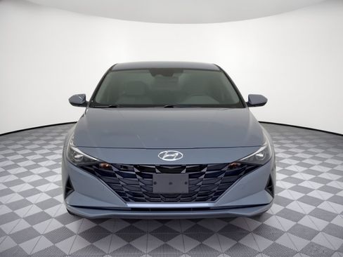 Used 2021 Hyundai Elantra SEL w/ Cargo Package FWD image 6
