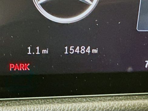 Used 2024 Mercedes-Benz EQB 250+ image 19