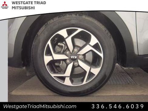 Used 2021 Kia Sportage LX image 7