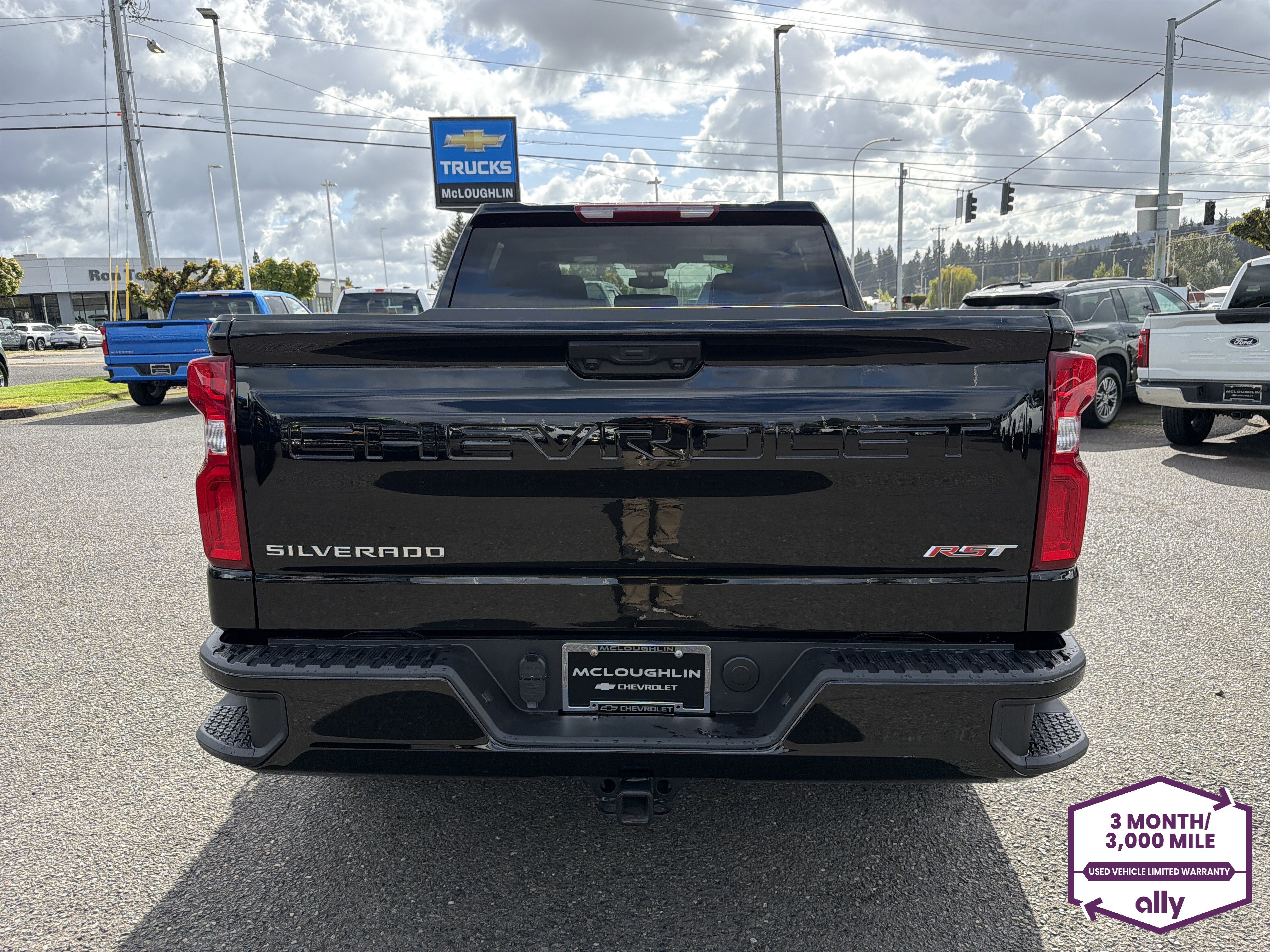 Used 2026 Chevrolet Silverado 1500 RST AWD/4WD image 4