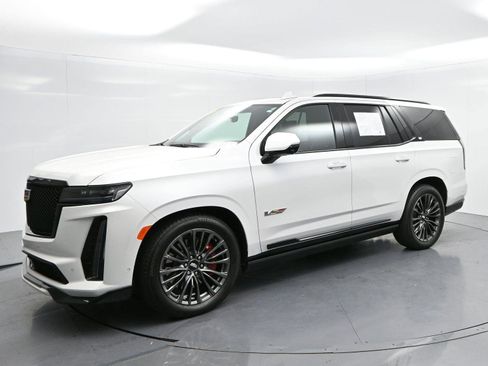 Certified 2023 Cadillac Escalade V image 3