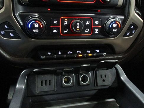 Used 2015 GMC Sierra 2500 Denali w/ Duramax Plus Package image 14