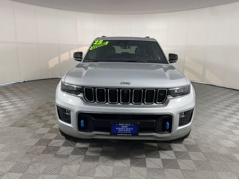 Used 2023 Jeep Grand Cherokee Overland w/ Advanced Protech Group III AWD/4WD image 19