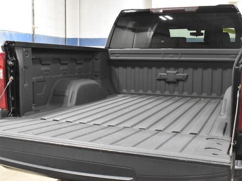 Used 2020 Chevrolet Silverado 1500 Custom w/ Custom Value Package image 23