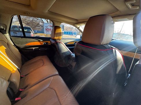 Used 2013 Lincoln MKX AWD image 22