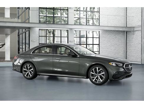 New 2026 Mercedes-Benz E 350 4MATIC Sedan image 13
