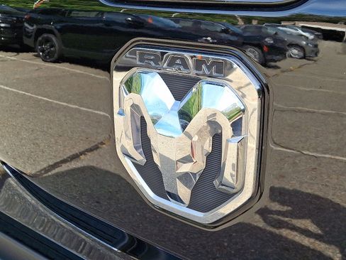 Certified 2022 RAM 1500 Big Horn image 30