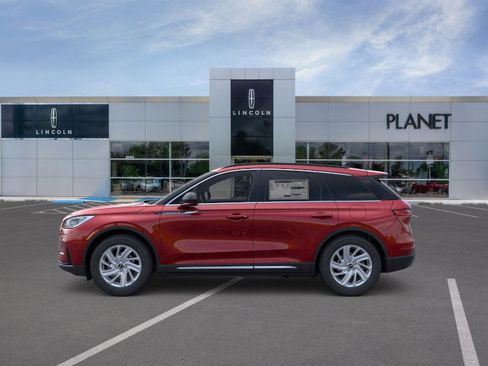 New 2026 Lincoln Corsair Premiere image 3