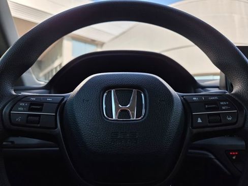 Used 2024 Honda Accord EX image 31