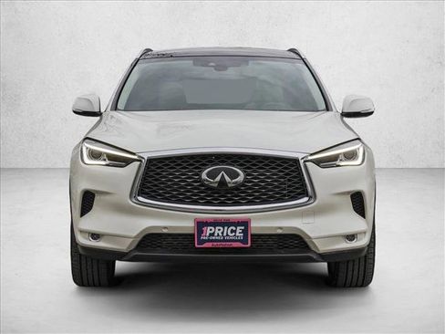 Used 2021 INFINITI QX50 Essential w/ Convenience Package image 2