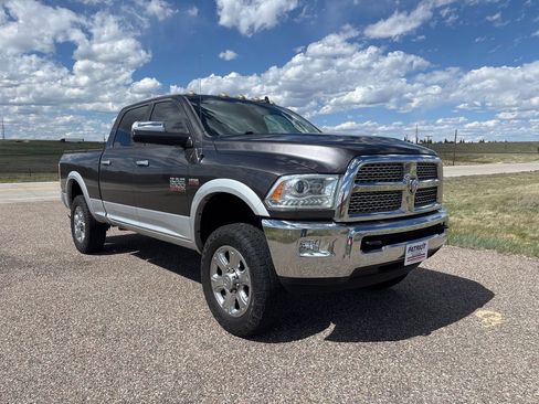 Used 2014 RAM 2500 Laramie w/ Protection Group AWD/4WD image 7