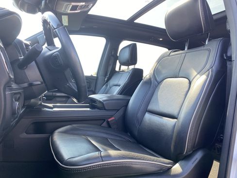 Used 2022 RAM 1500 Limited w/ Night Edition RWD image 7
