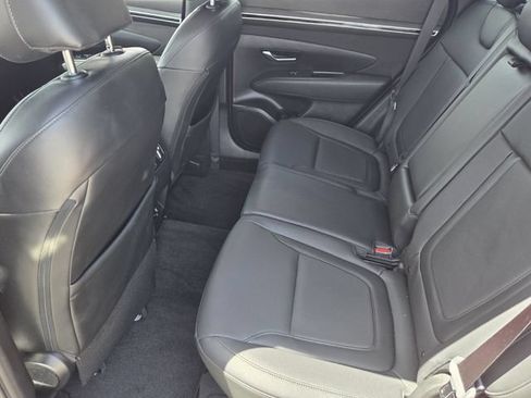 Used 2024 Hyundai Tucson SEL w/ Convenience Package FWD image 11
