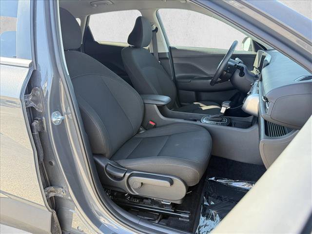 Used 2026 Hyundai Kona SEL Sport FWD image 12