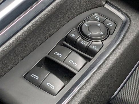 Used 2024 Chevrolet Silverado 2500 High Country w/ High Country Premium Package image 32