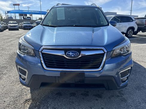 Used 2019 Subaru Forester Limited w/ Popular Package #3 image 8