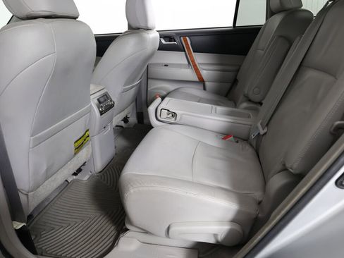 Used 2008 Toyota Highlander Limited image 19