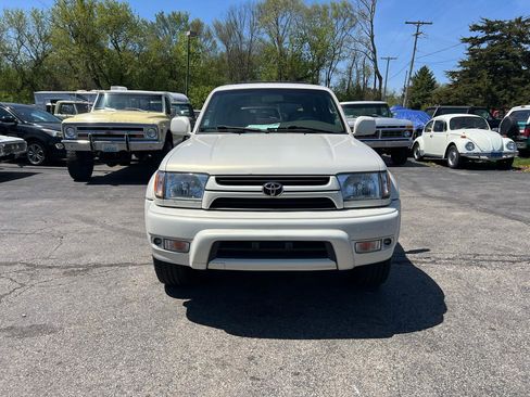 Used 2002 Toyota 4Runner Limited AWD/4WD image 3