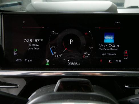 Used 2024 GMC Sierra EV Denali AWD/4WD image 34