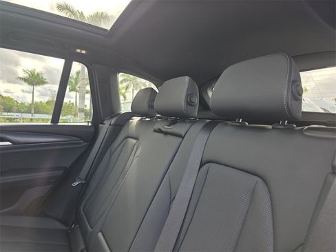 Used 2022 BMW X3 sDrive30i w/ M Sport Package 2 image 17
