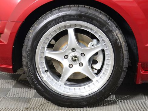 Used 2006 Ford Mustang GT Premium RWD image 16