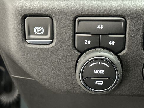 Used 2025 Chevrolet Silverado 2500 LT w/ Trail Boss Package image 40