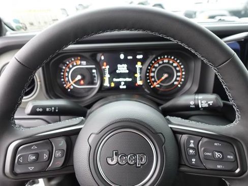 New 2026 Jeep Gladiator Mojave AWD/4WD image 17
