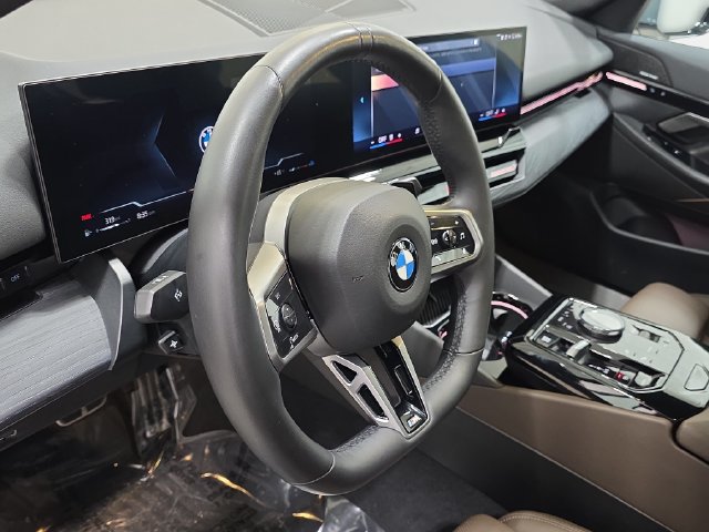 Certified 2026 BMW 530i xDrive w/ M Sport Package AWD/4WD image 11