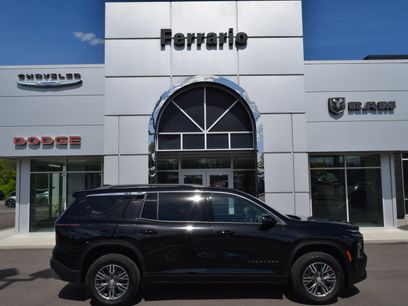 Used 2026 Chevrolet Traverse LT