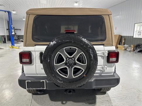 Used 2020 Jeep Wrangler Sport image 6