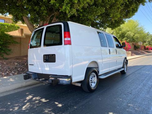Used 2025 Chevrolet Express 2500 w/ Driver Convenience Package RWD image 6